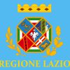 Bandiera della Regione Lazio, simbolo di storia e cultura romana.